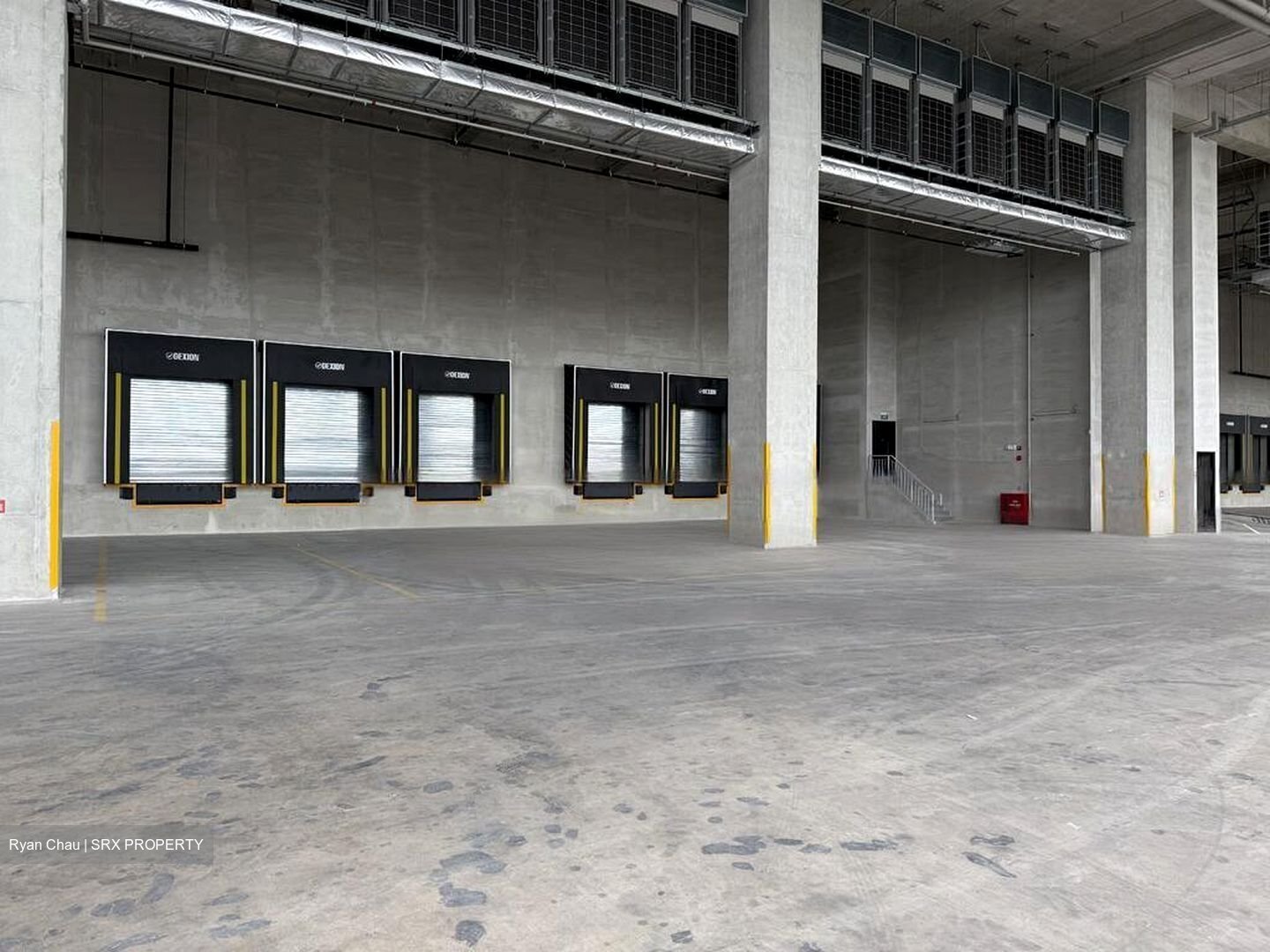 Tuas Road (D22), Warehouse #456405131